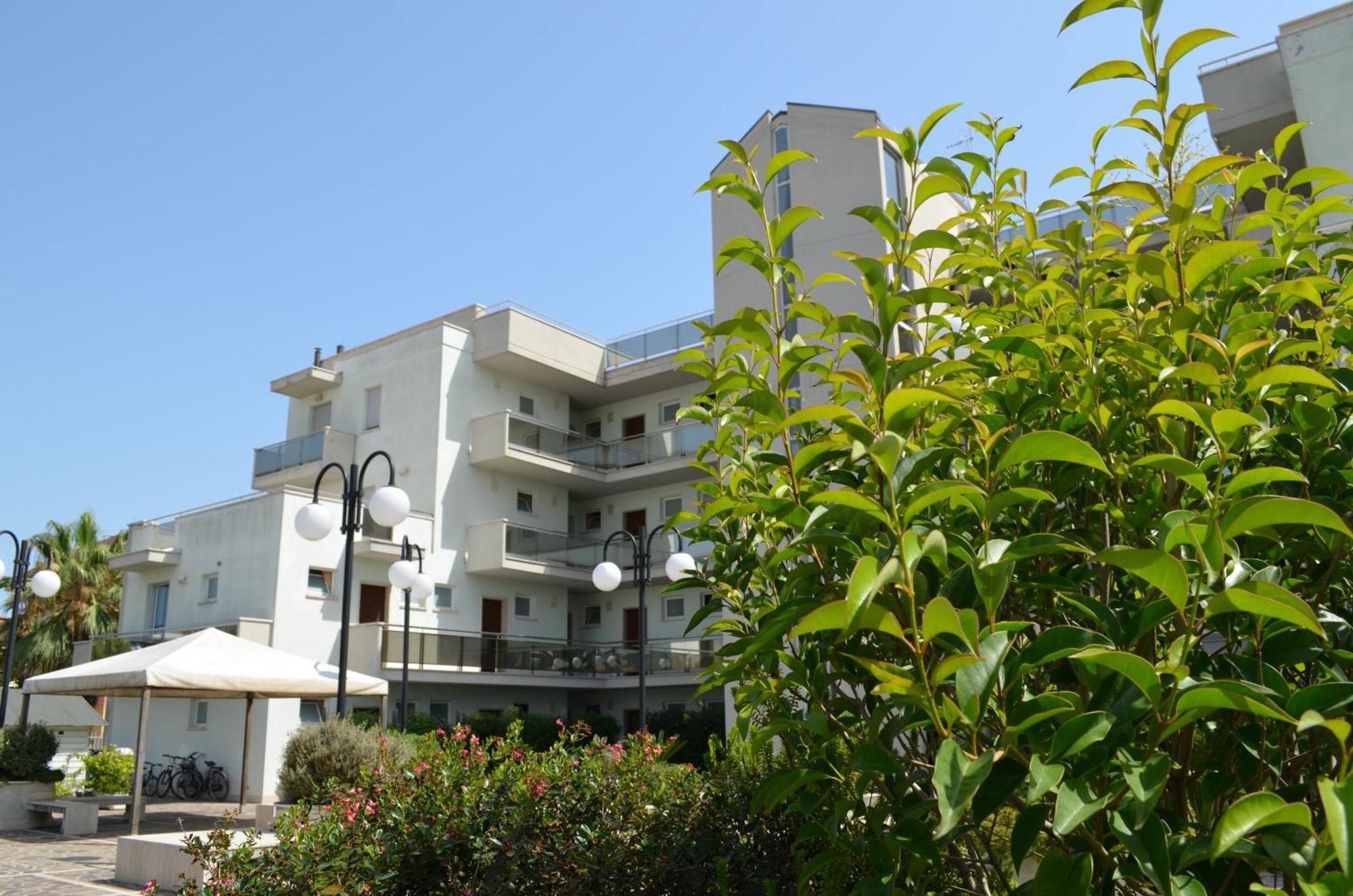 Residence Brezza Di Mare San Benedetto del Tronto Dış mekan fotoğraf